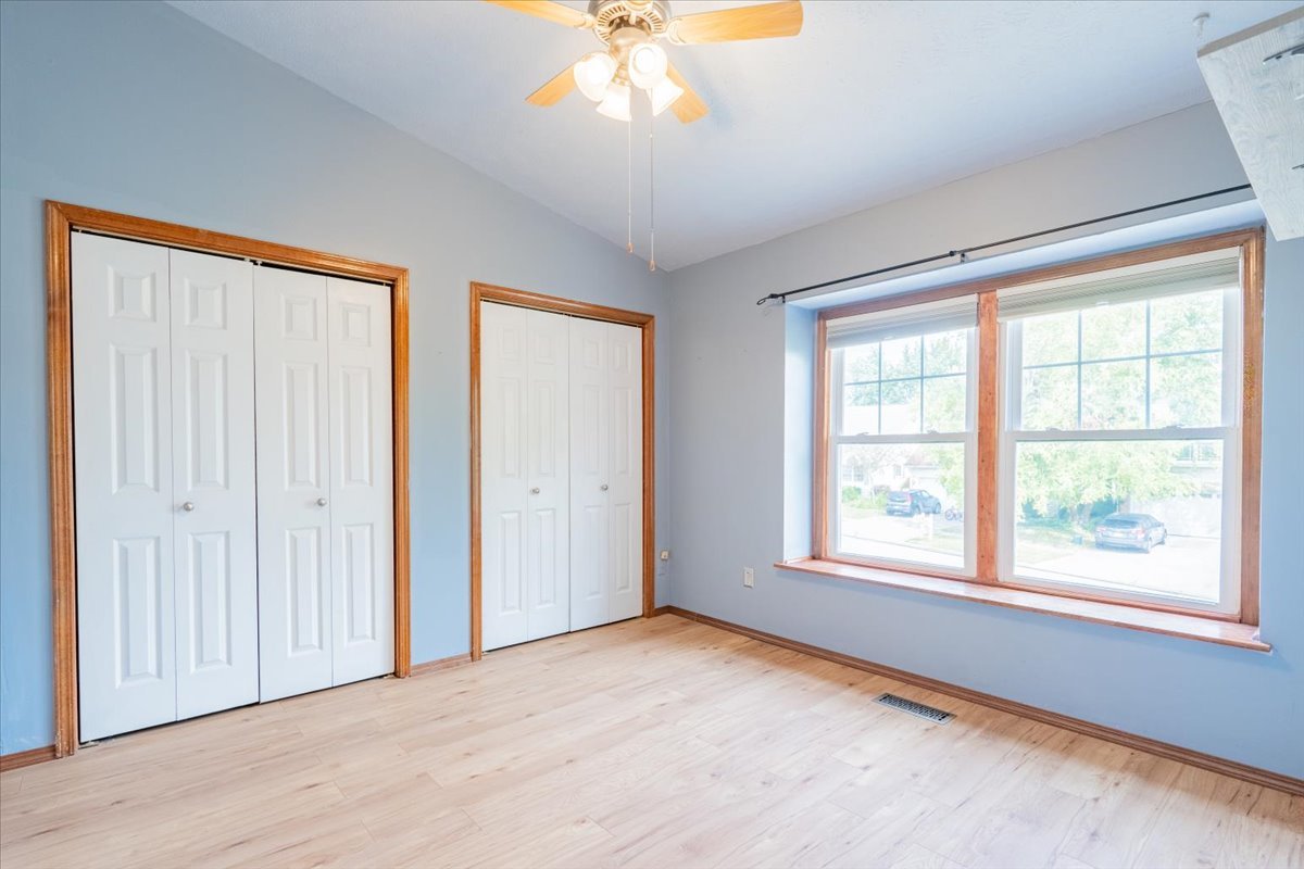 46 Parkshores Drive, Bloomington, IL 61701