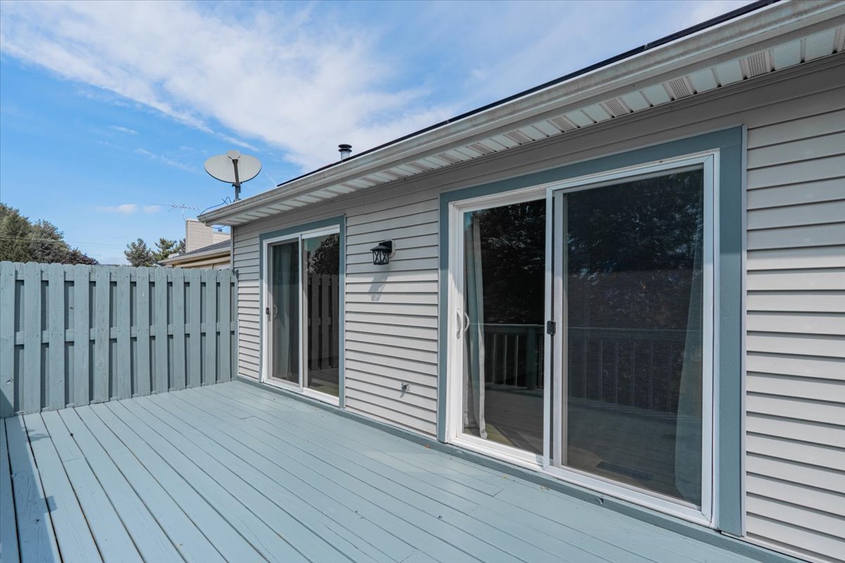 46 Parkshores Drive, Bloomington, IL 61701