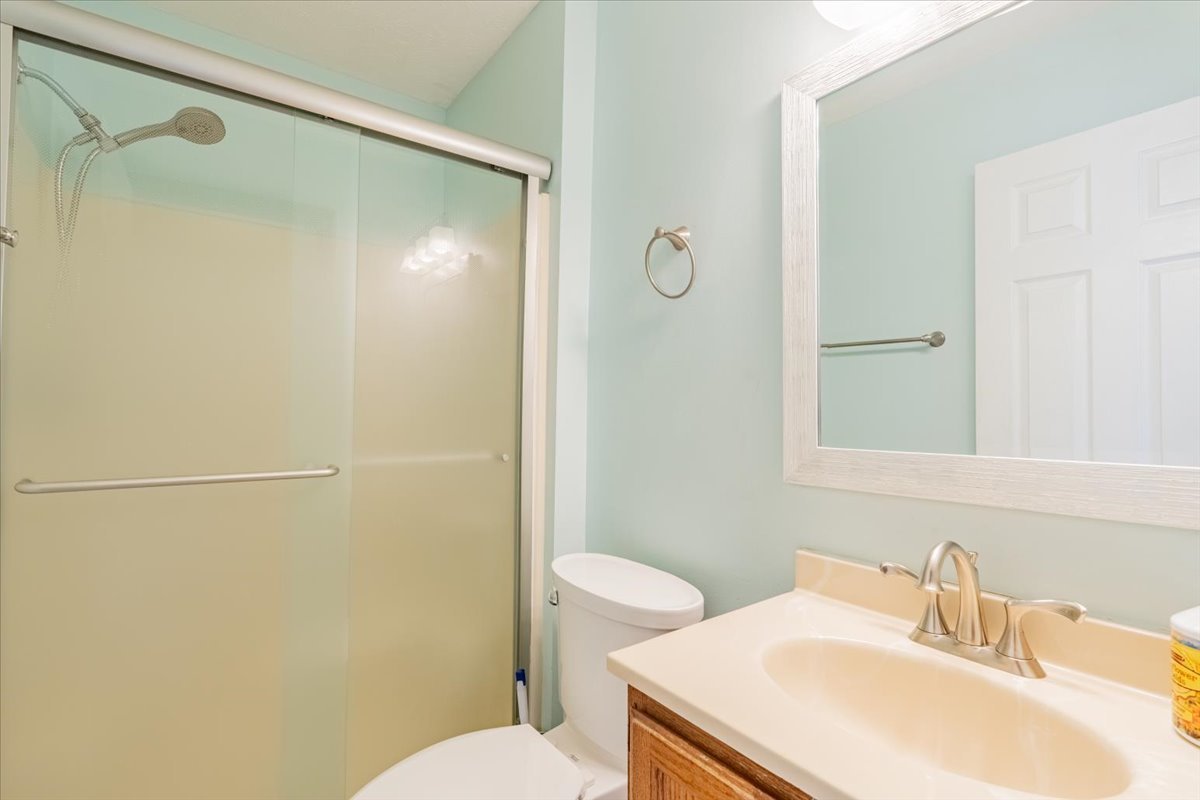 46 Parkshores Drive, Bloomington, IL 61701