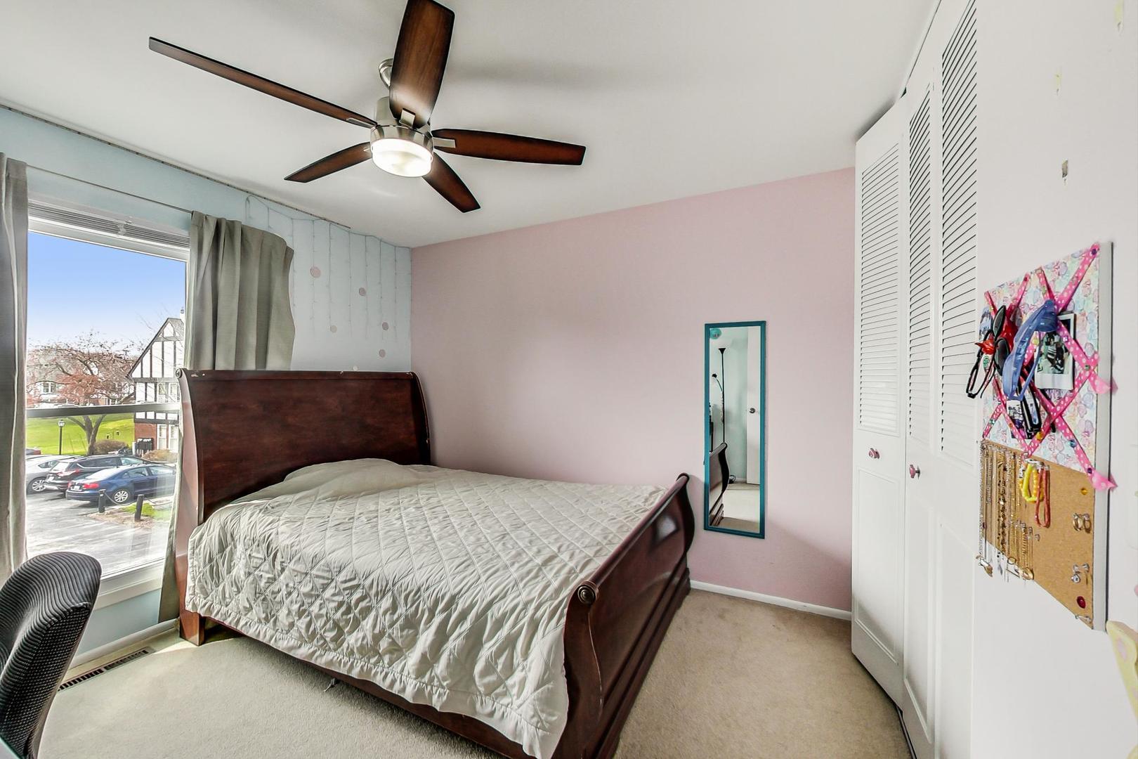 747 GARFIELD Avenue #C, Libertyville, IL 60048