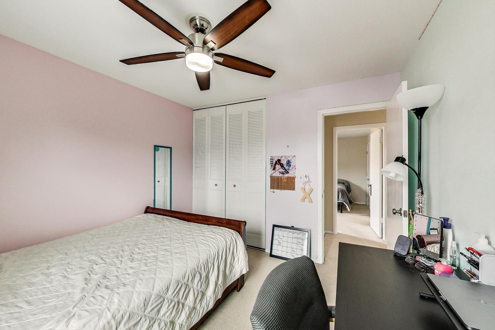 747 GARFIELD Avenue #C, Libertyville, IL 60048