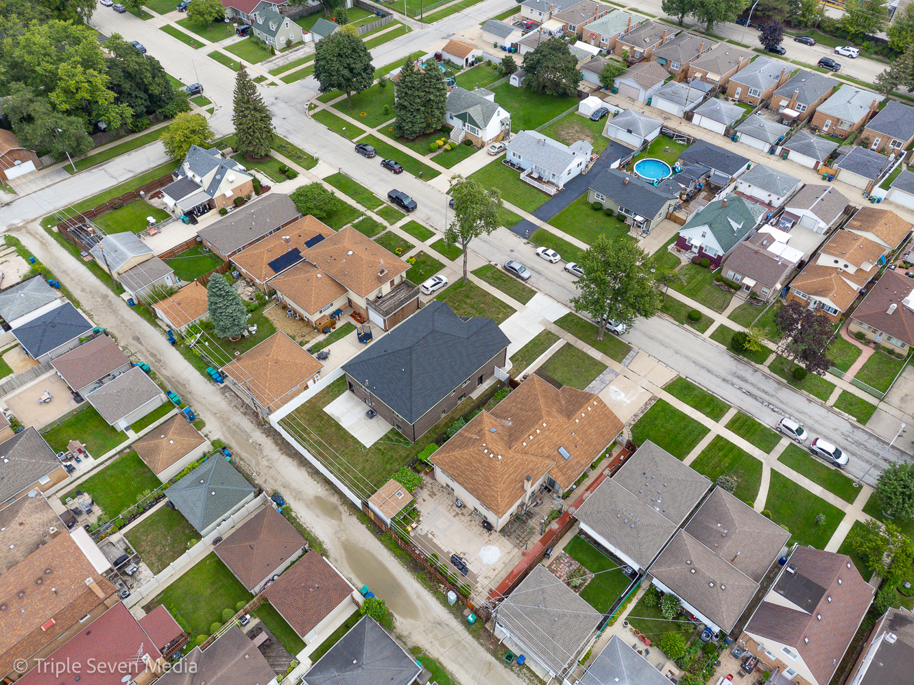 7710 Lawler Street, Burbank, IL 60459