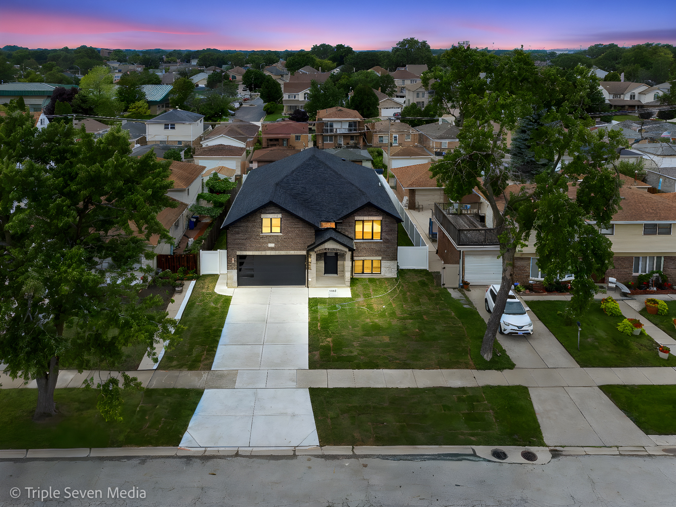 7710 Lawler Street, Burbank, IL 60459
