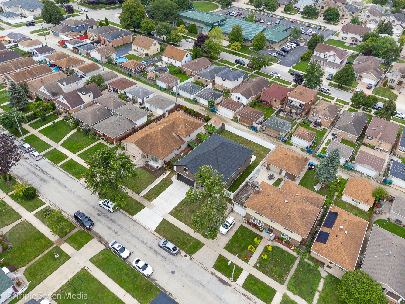 7710 Lawler Street, Burbank, IL 60459