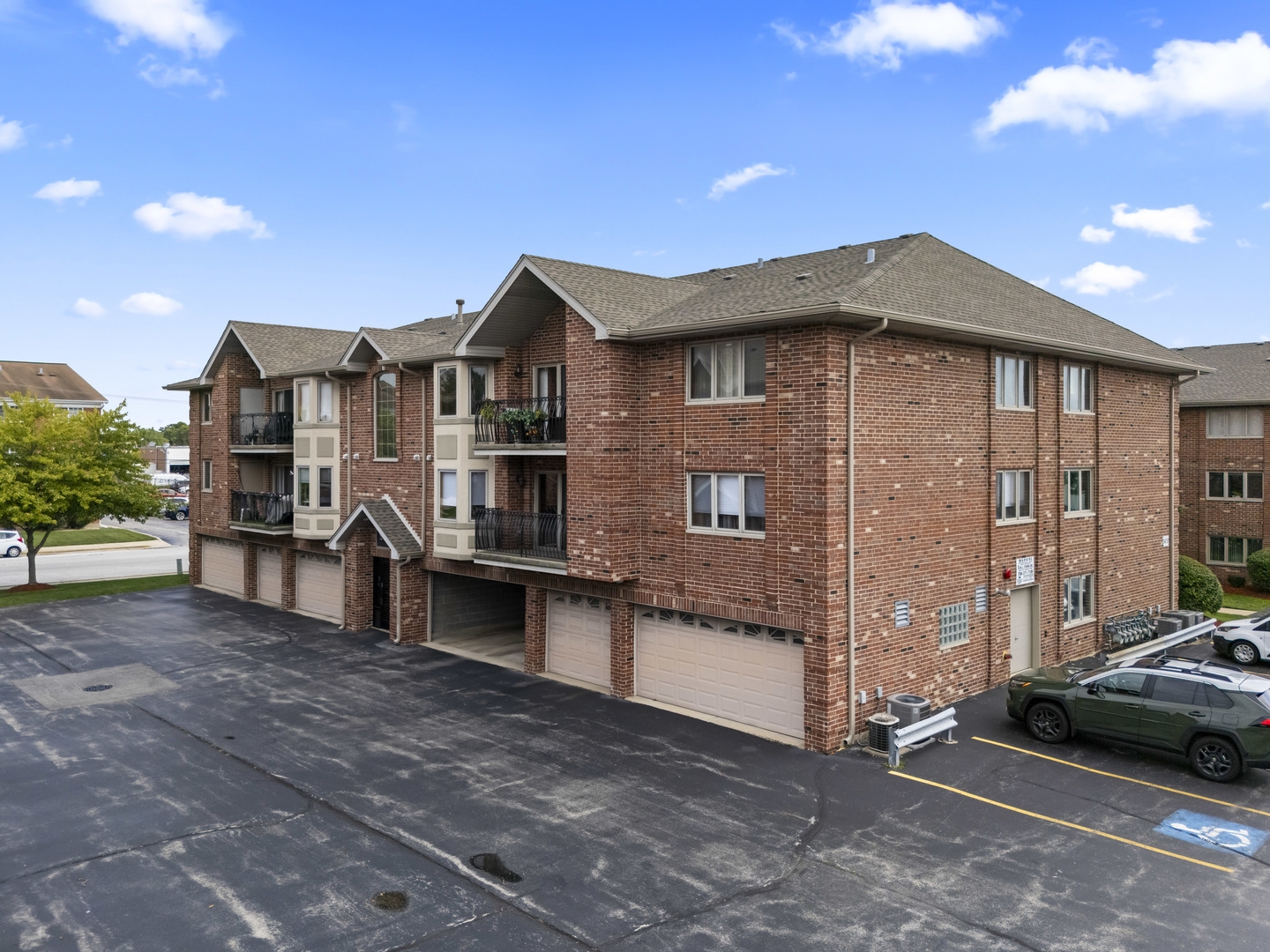 9410 Melvina Avenue #1SW, Oak Lawn, IL 60453