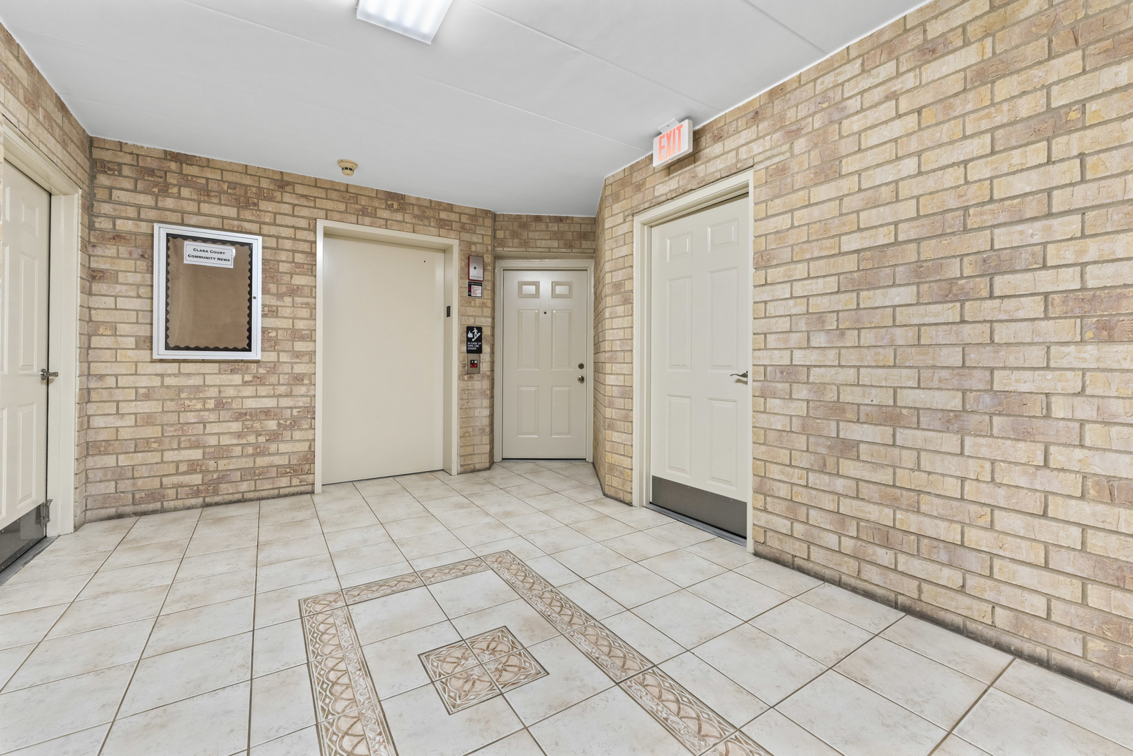 9410 Melvina Avenue #1SW, Oak Lawn, IL 60453