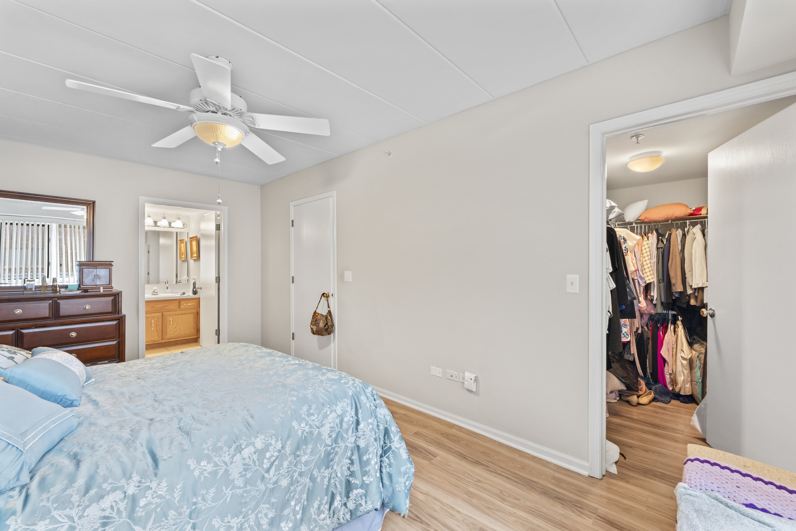 9410 Melvina Avenue #1SW, Oak Lawn, IL 60453