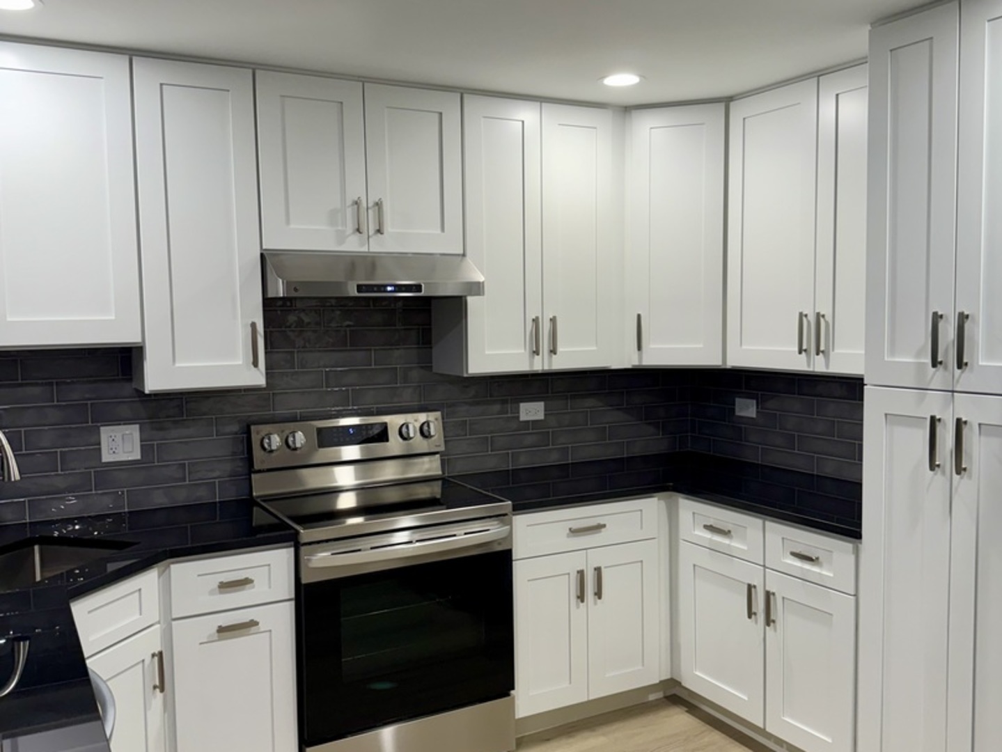 505 S Cleveland Avenue #207, Arlington Heights, IL 60005