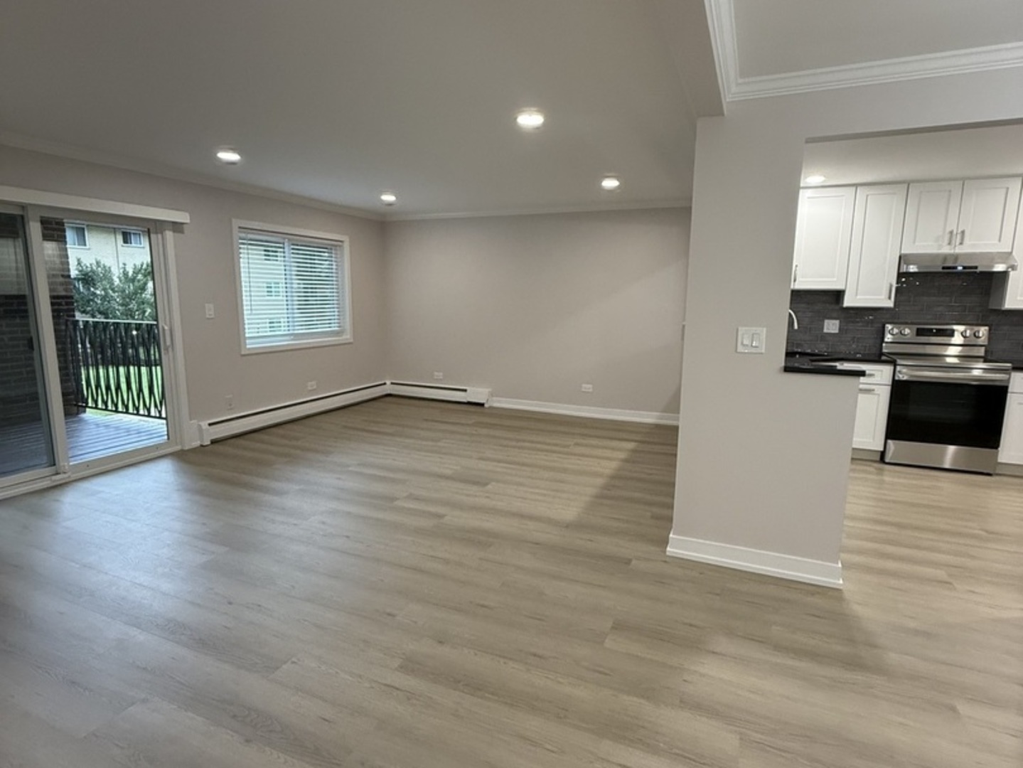 505 S Cleveland Avenue #207, Arlington Heights, IL 60005