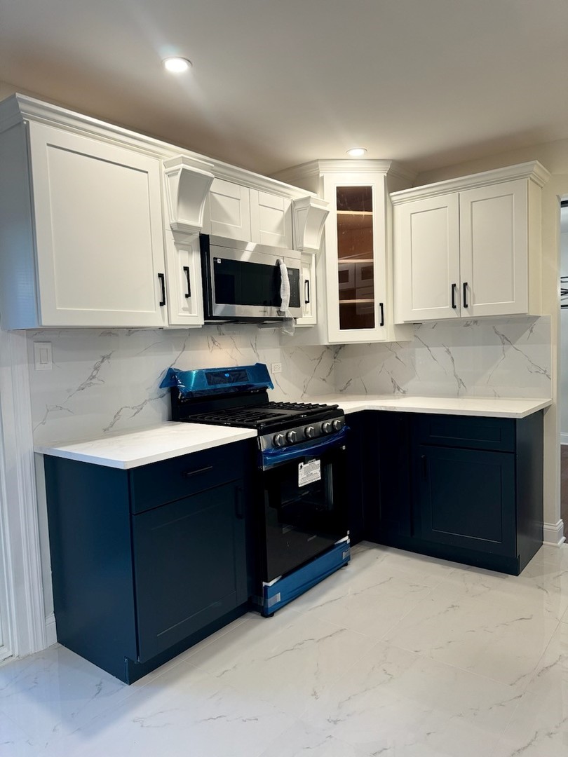 14739 Maple Avenue, Orland Park, IL 60462