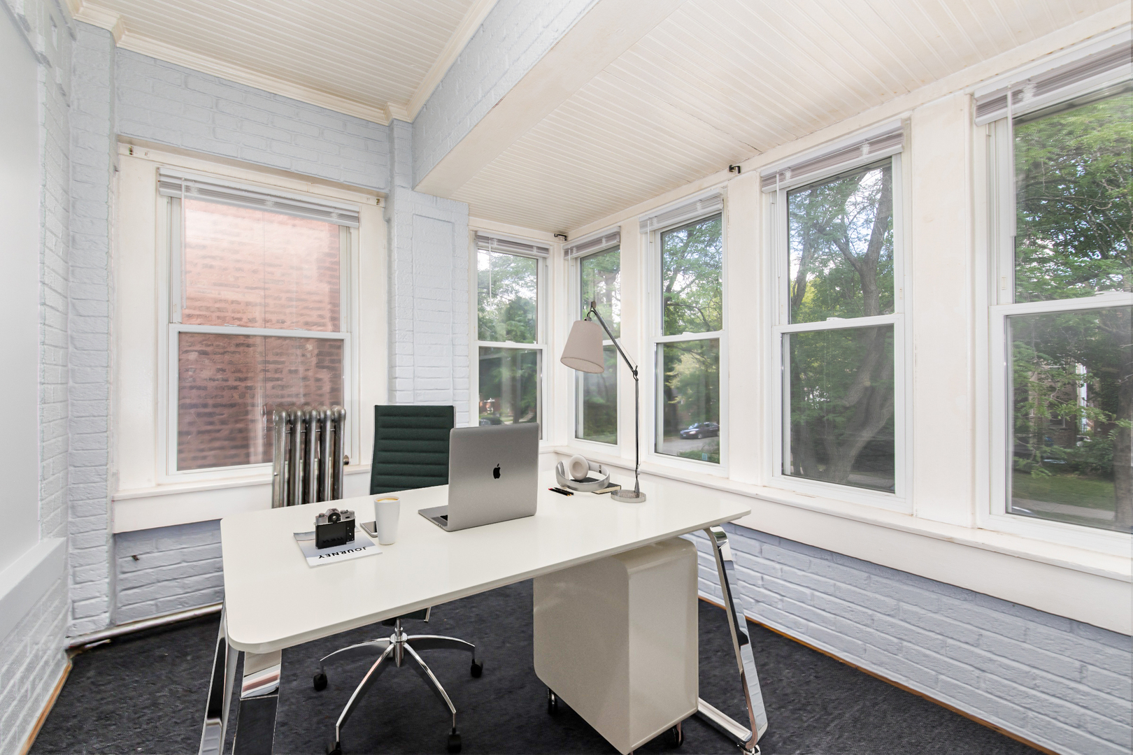 5253 W Cullom Avenue, Chicago, IL 60641