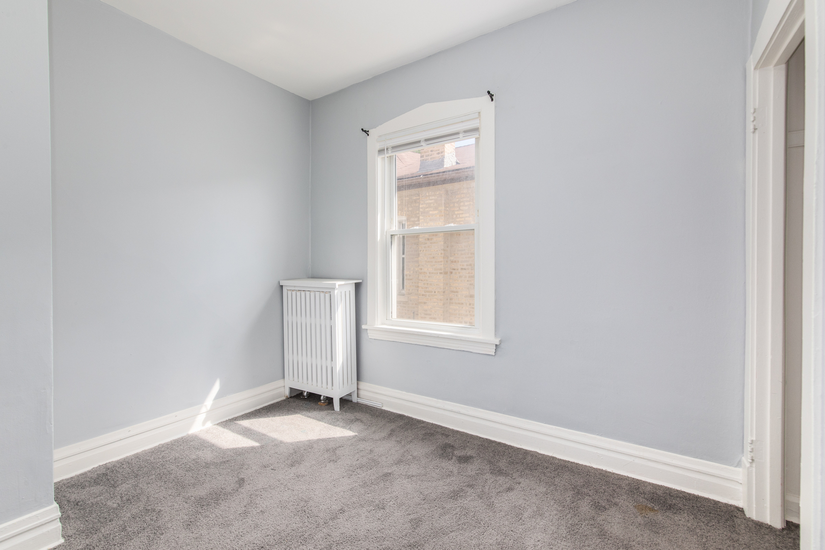 5253 W Cullom Avenue, Chicago, IL 60641