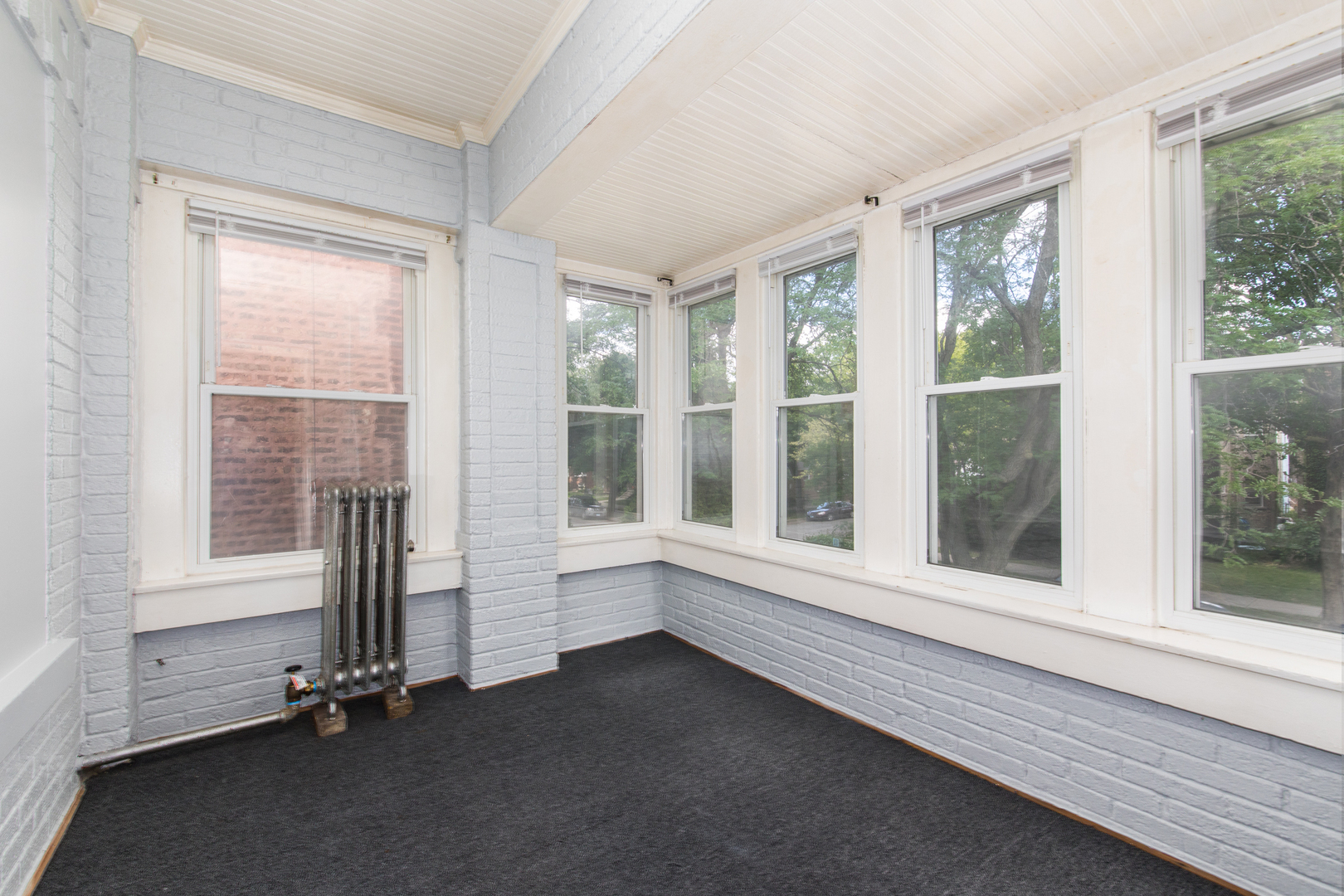 5253 W Cullom Avenue, Chicago, IL 60641