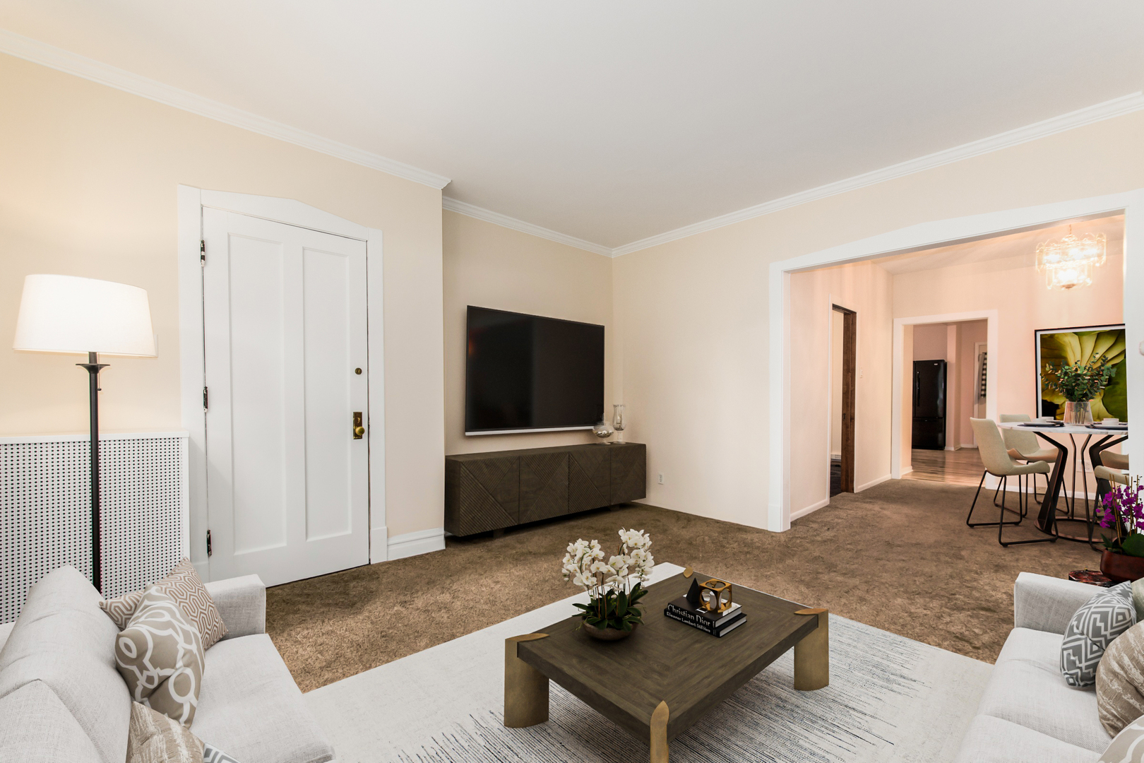 5253 W Cullom Avenue, Chicago, IL 60641