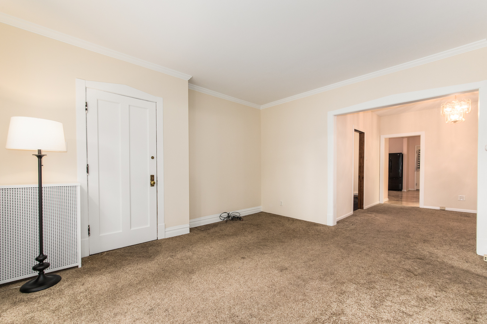 5253 W Cullom Avenue, Chicago, IL 60641