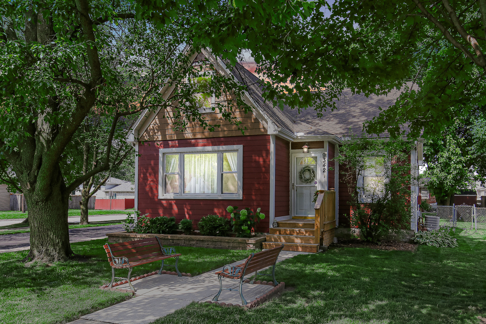 9342 Nordica Avenue, Oak Lawn, IL 60453