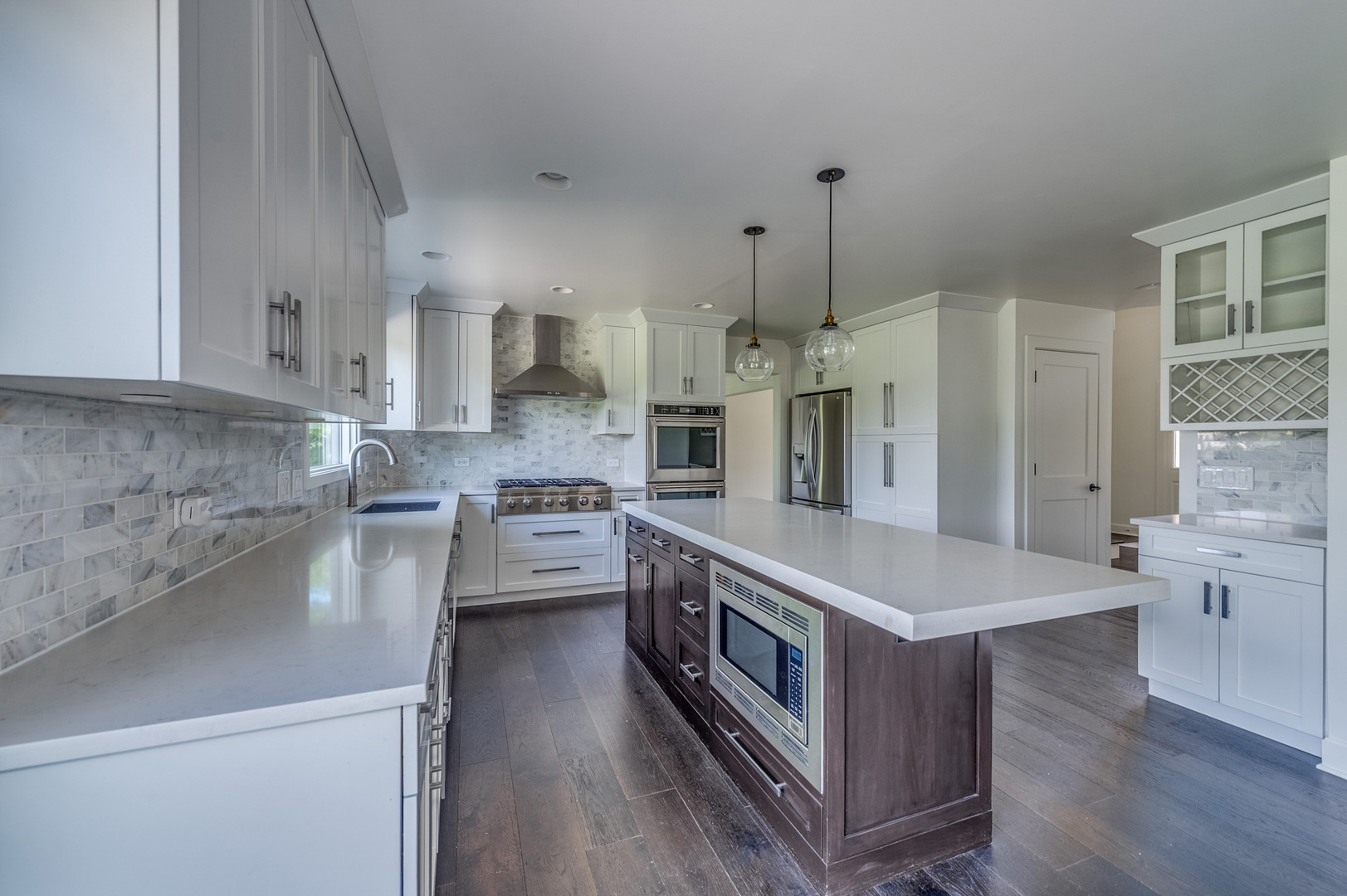 3703 Mistflower Lane, Naperville, IL 60564