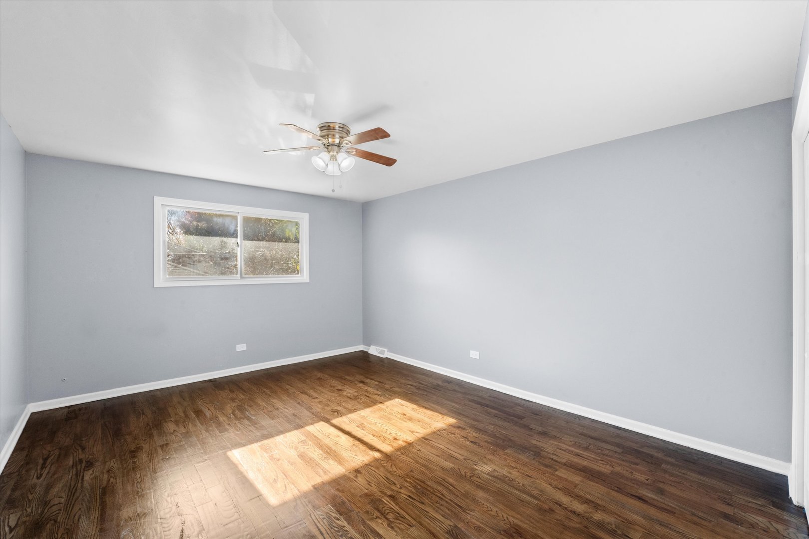 18227 OLDE FARM Road, Lansing, IL 60438