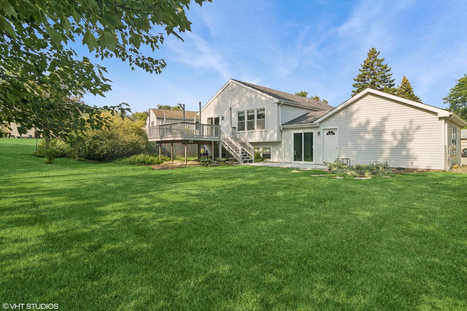 810 Red Bridge Road, Lake Zurich, IL 60047
