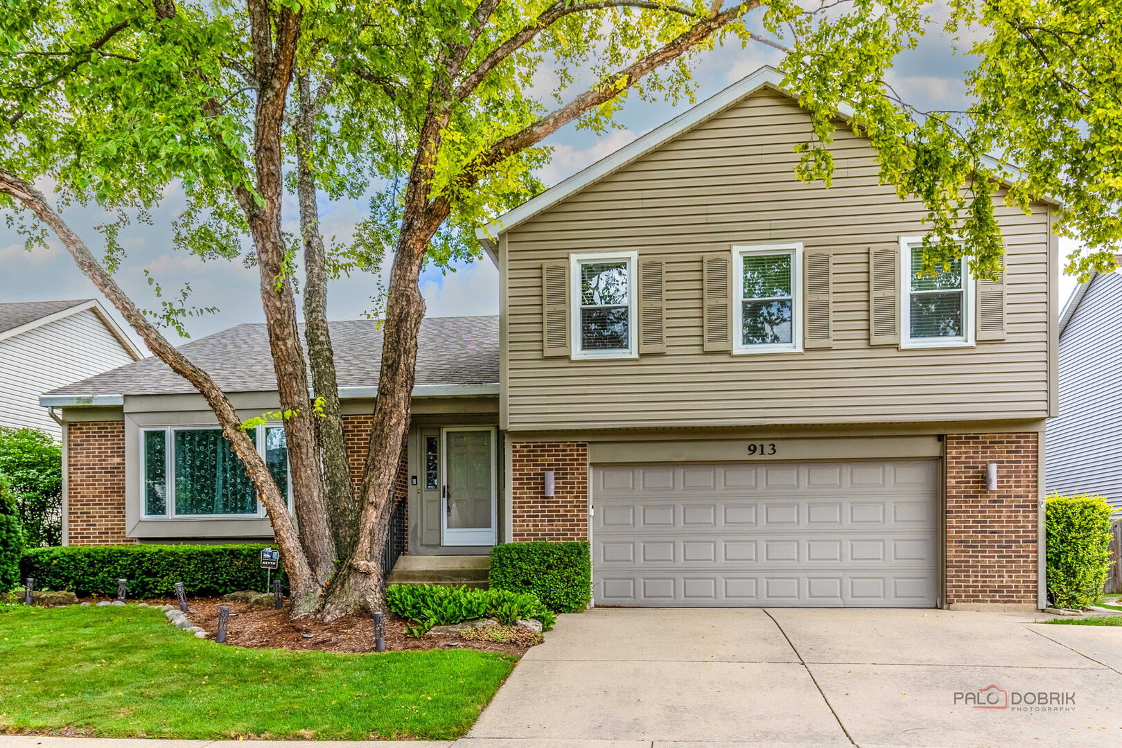 913 Hobson Drive, Buffalo Grove, IL 60089