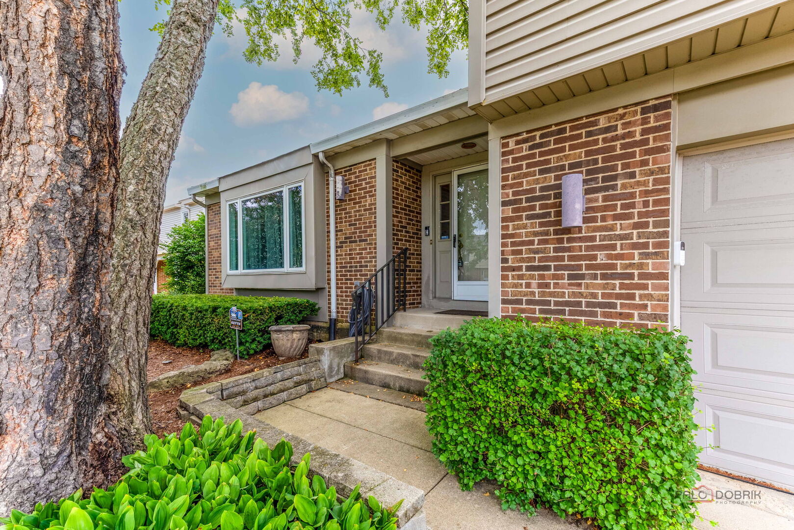913 Hobson Drive, Buffalo Grove, IL 60089