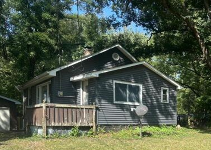 129 Hazel Court, Creve Coeur, IL 61610