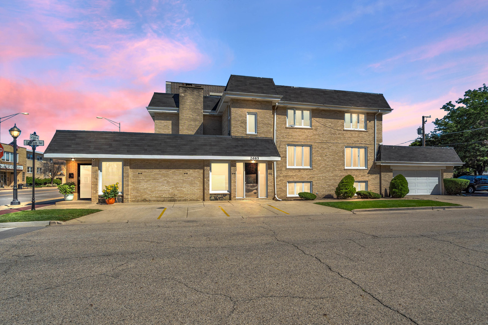 2685 N Julian Terrace #1, River Grove, IL 60171