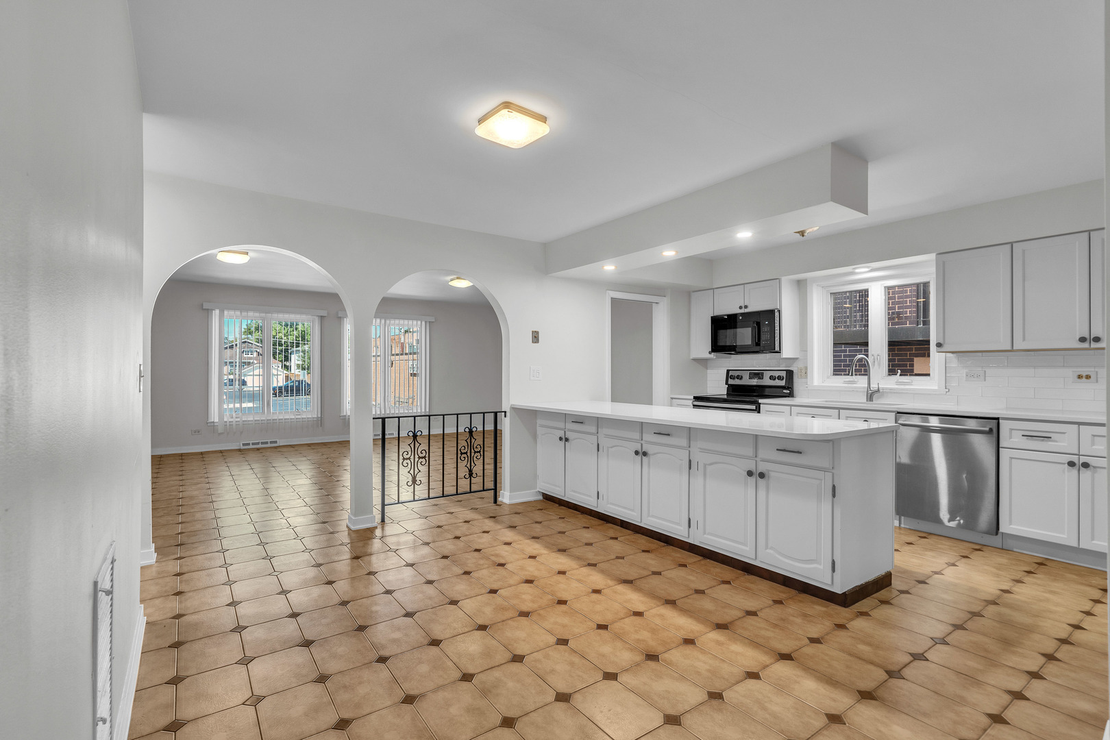 2685 N Julian Terrace #1, River Grove, IL 60171