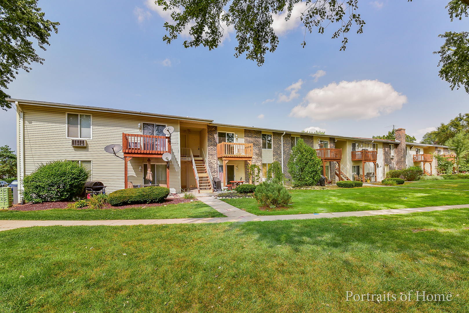 2500 Light Road #208, Oswego, IL 60543