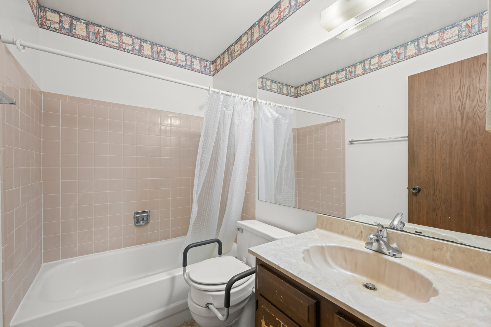 1542 Springview Court #B1, Wheeling, IL 60090