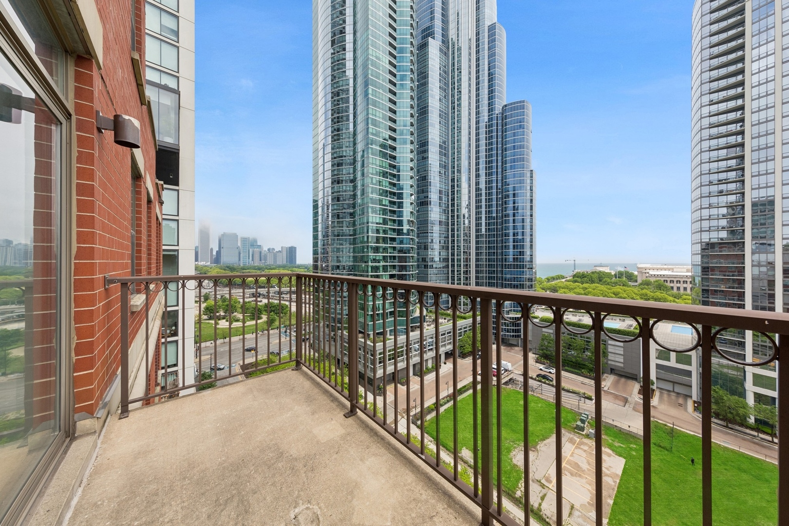 1250 S Indiana Avenue #1301, Chicago, IL 60605