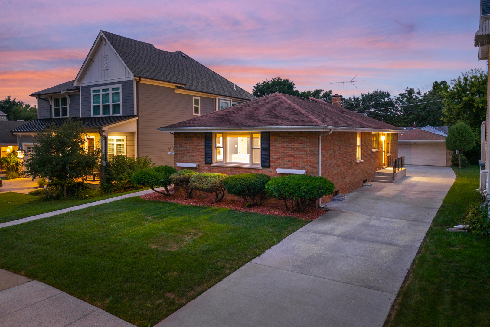 536 Prairie Avenue, Downers Grove, IL 60515