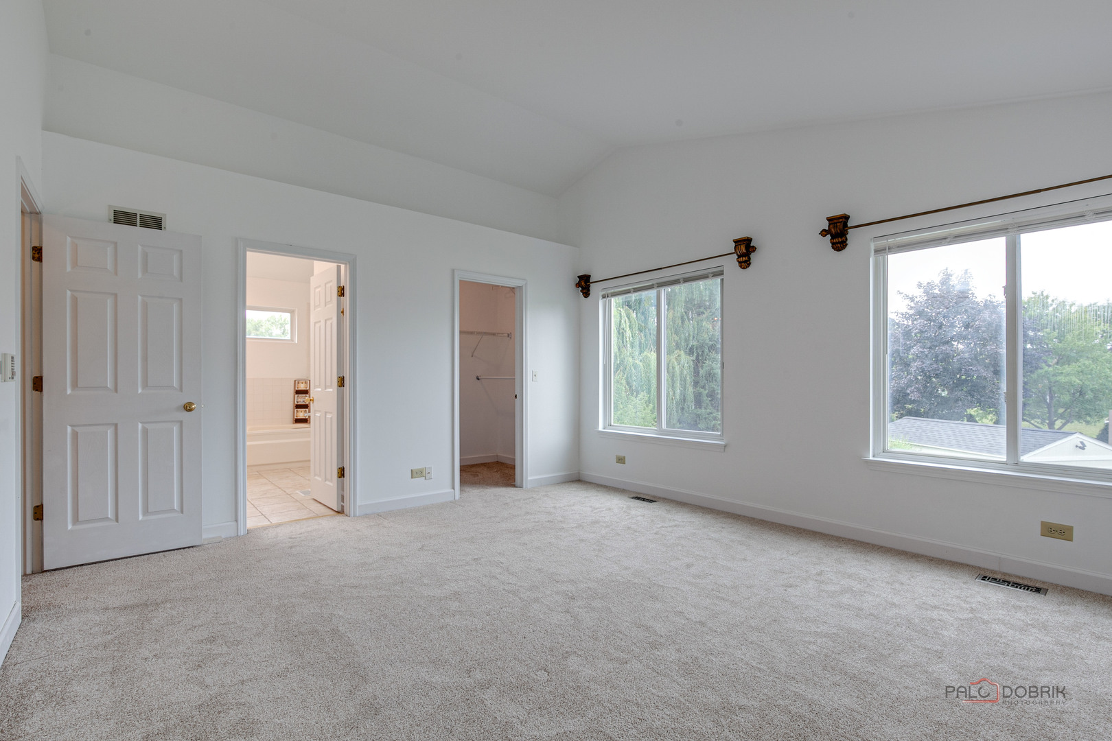 17781 W ELSBURY Street, Gurnee, IL 60031