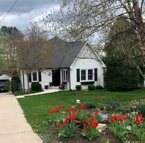 1960 Elmore Avenue, Downers Grove, IL 60515