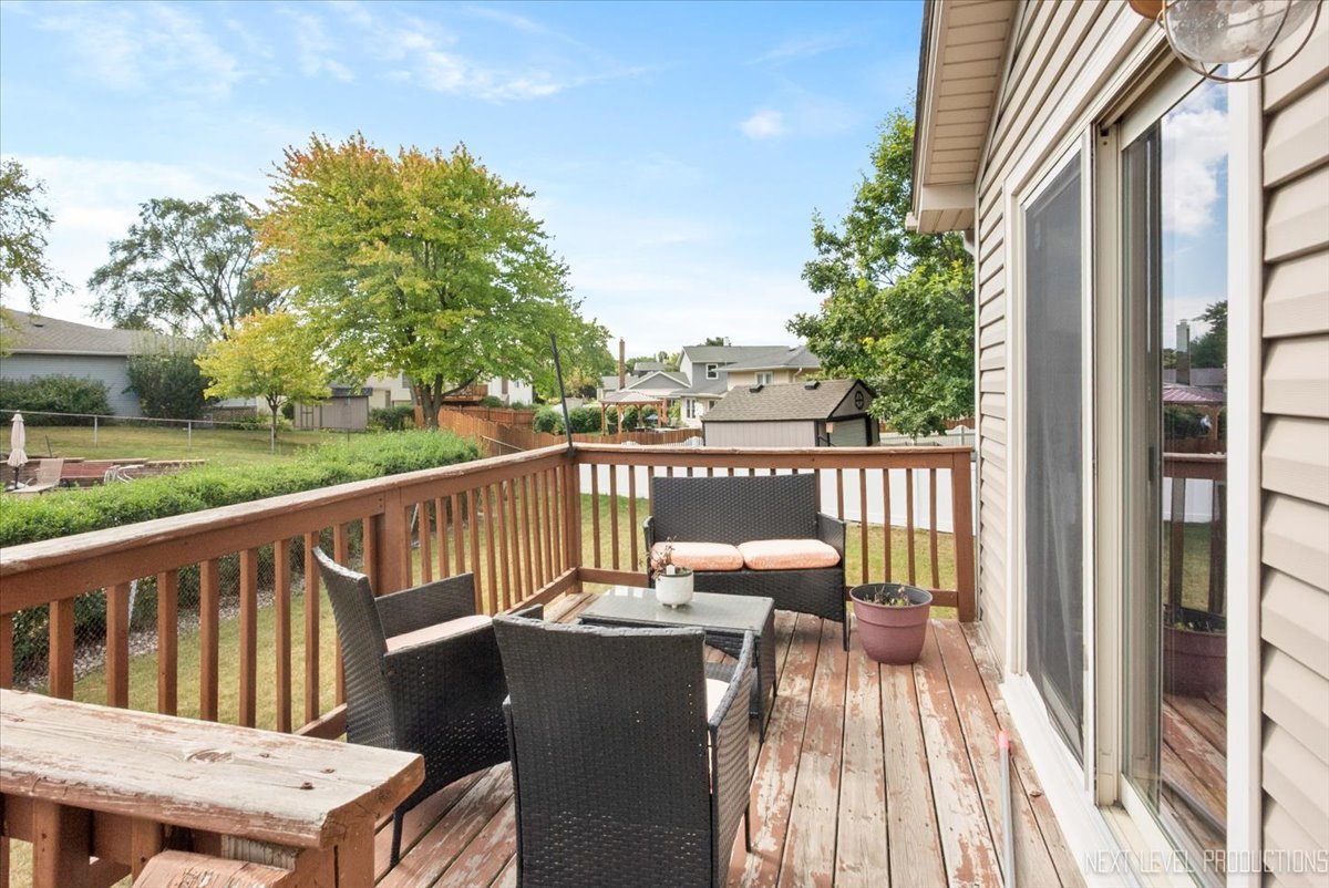 797 Geneva Circle, Elk Grove Village, IL 60007