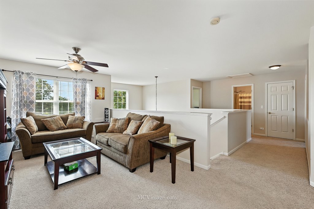 16335 W Cagwin Drive, Lockport, IL 60441