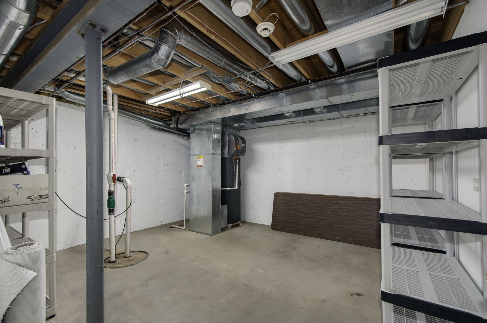 215 Wildflower Lane, La Grange, IL 60525