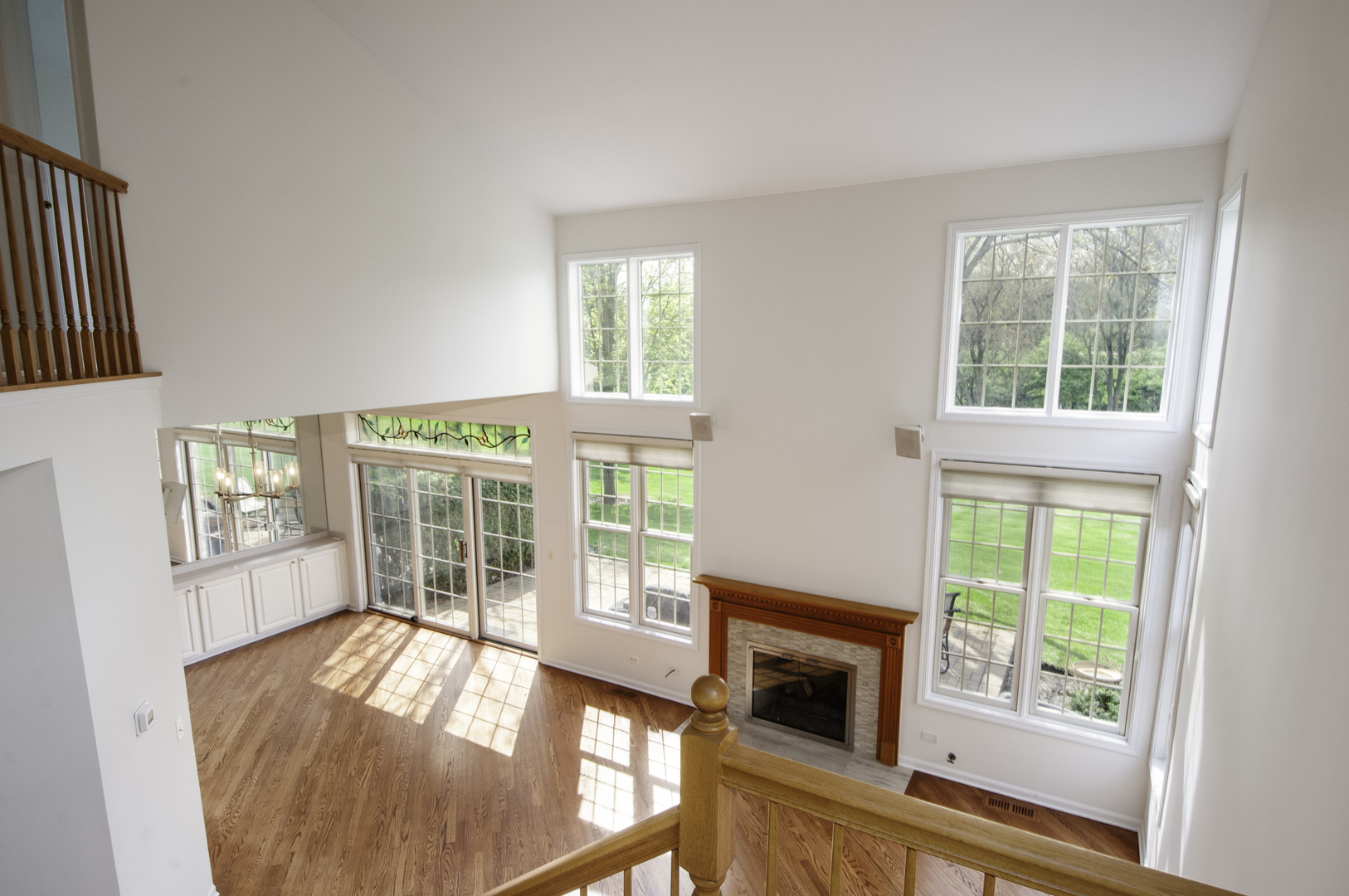 215 Wildflower Lane, La Grange, IL 60525