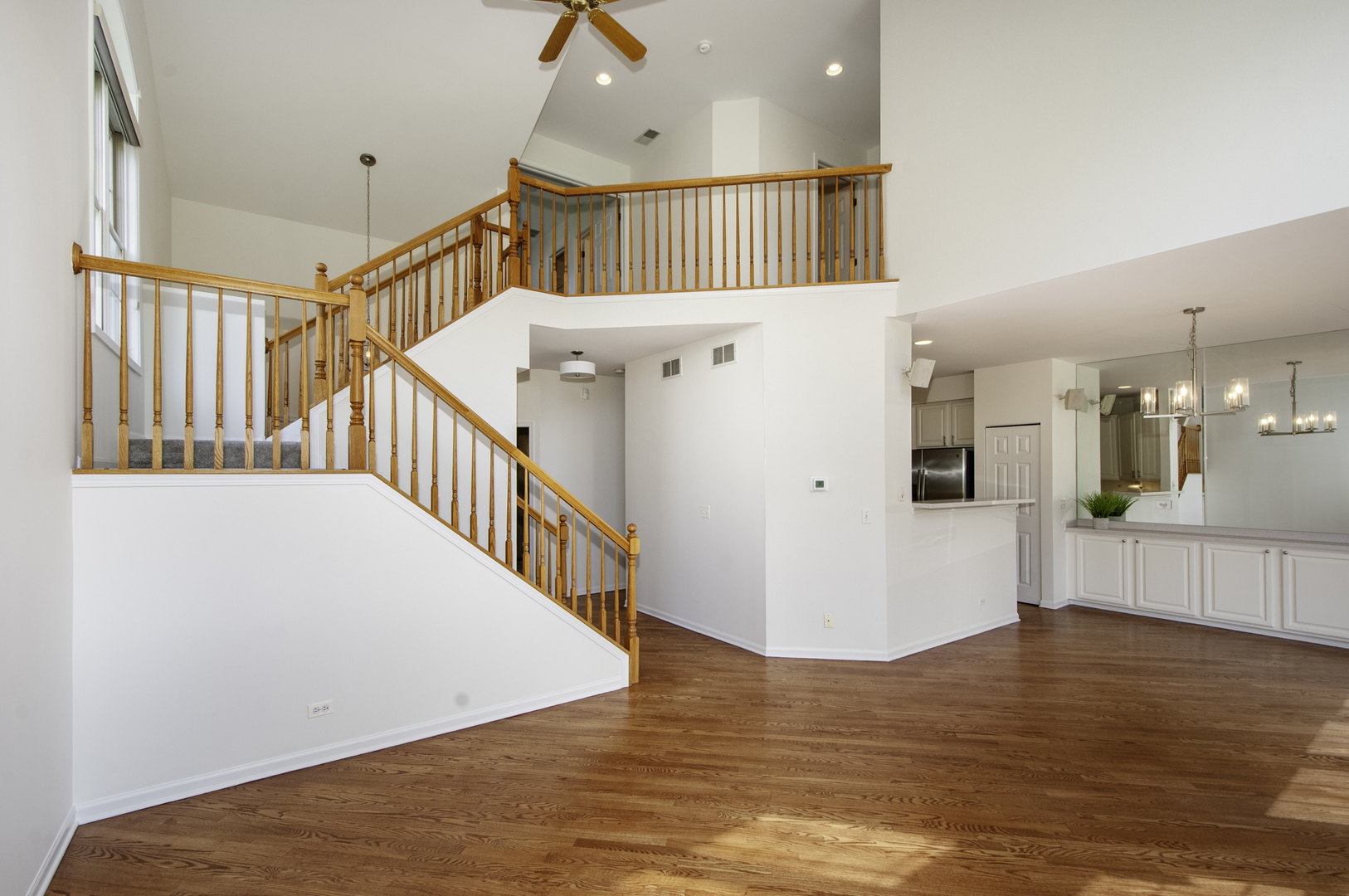 215 Wildflower Lane, La Grange, IL 60525