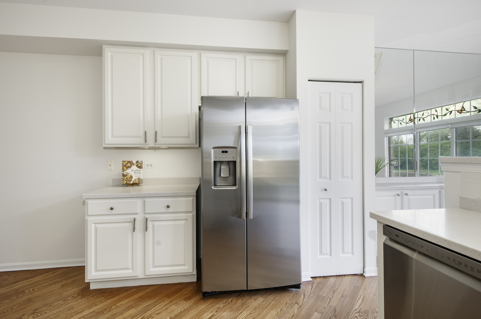 215 Wildflower Lane, La Grange, IL 60525