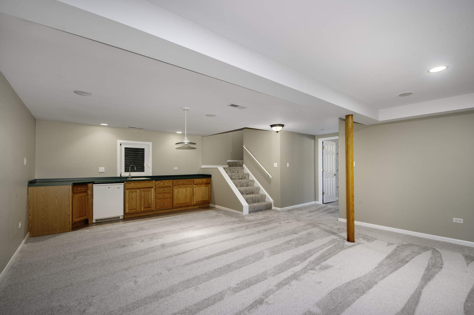 215 Wildflower Lane, La Grange, IL 60525