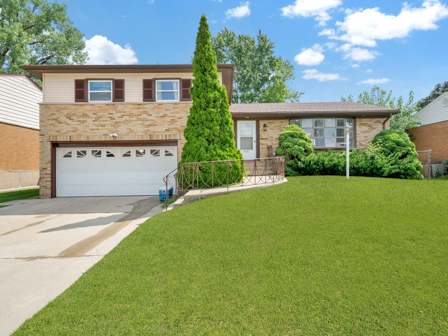 1631 Clay Court, Melrose Park, IL 60160