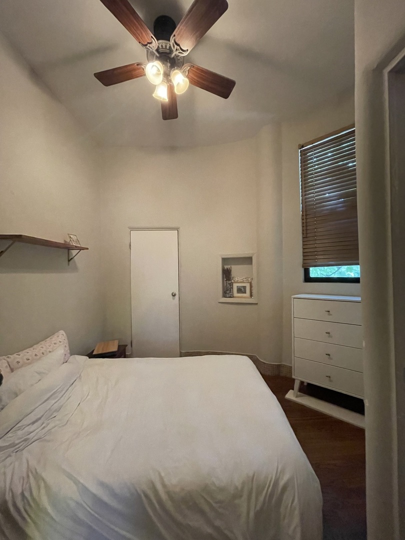 1856 N Lincoln Avenue #1, Chicago, IL 60614