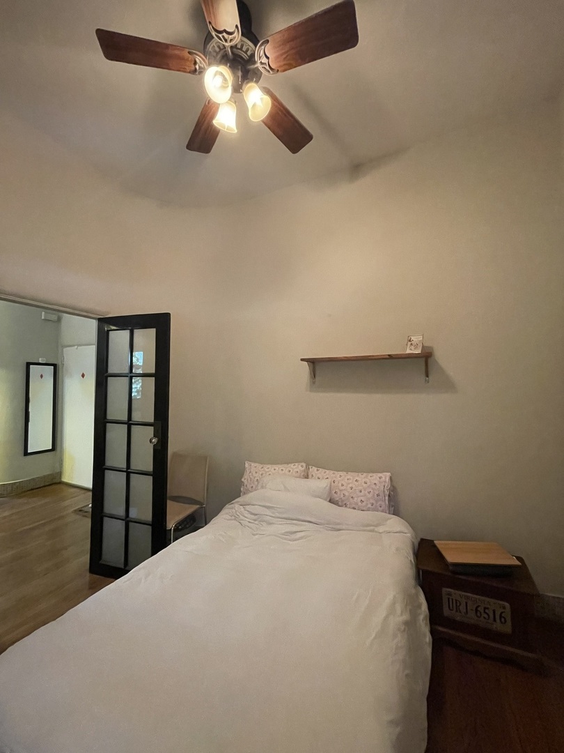 1856 N Lincoln Avenue #1, Chicago, IL 60614