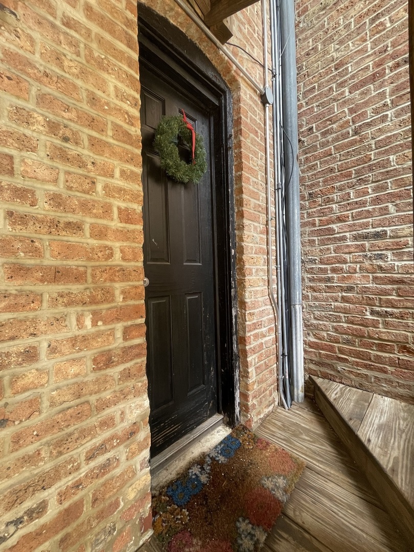 1856 N Lincoln Avenue #1, Chicago, IL 60614