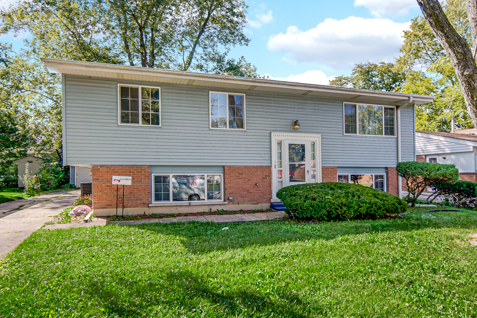 120 INDIANA Street, Park Forest, IL 60466