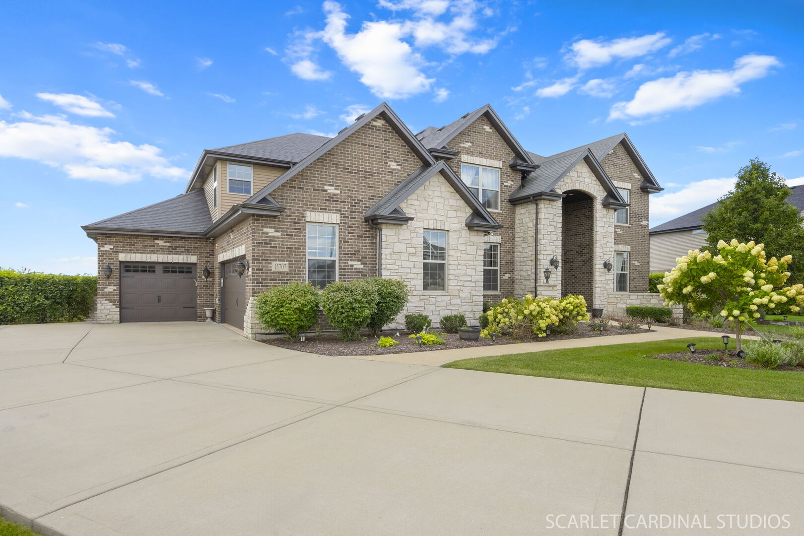 15707 Valley View Street, New Lenox, IL 60451