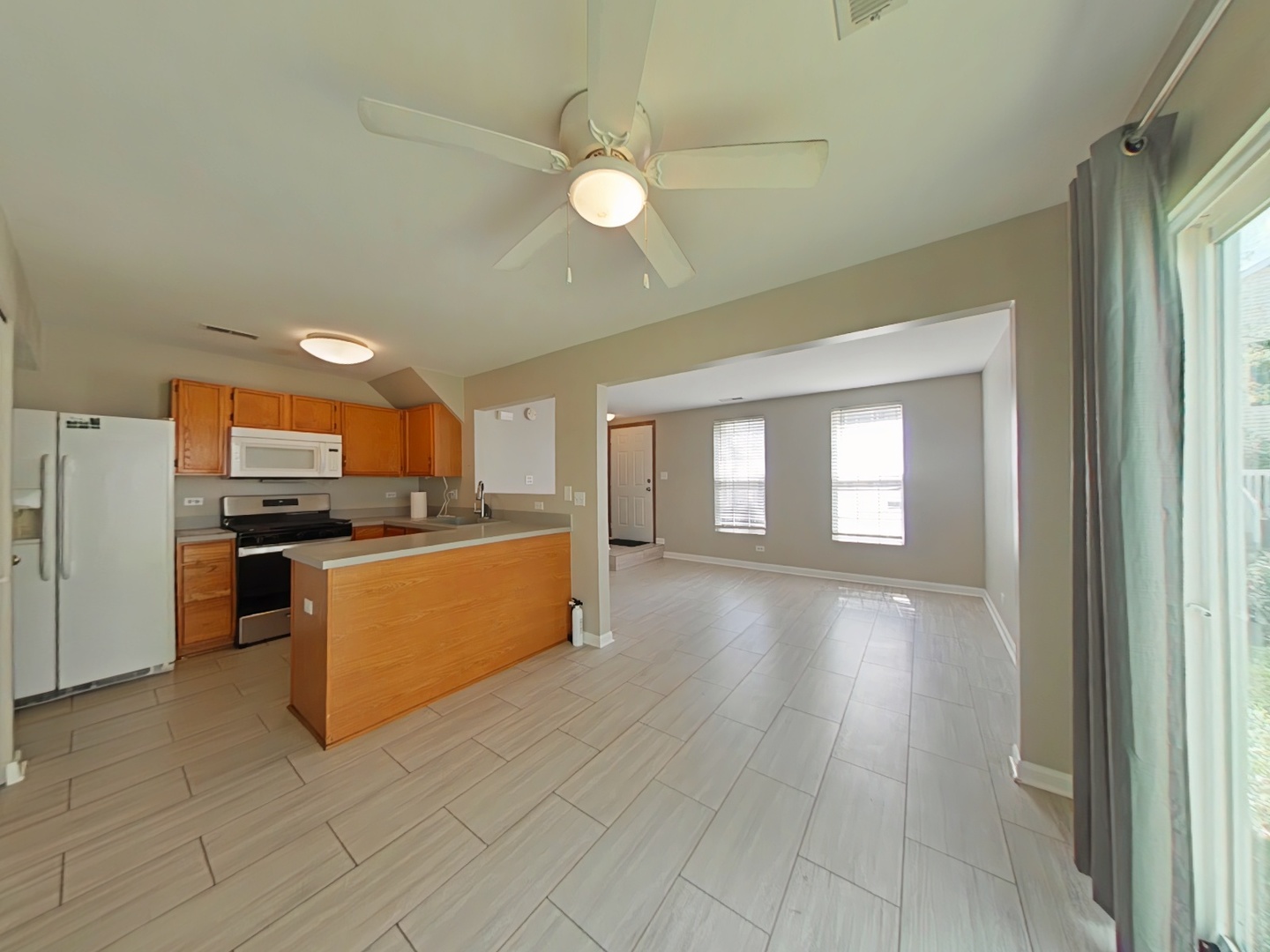 1101 Symphony Drive, Aurora, IL 60504
