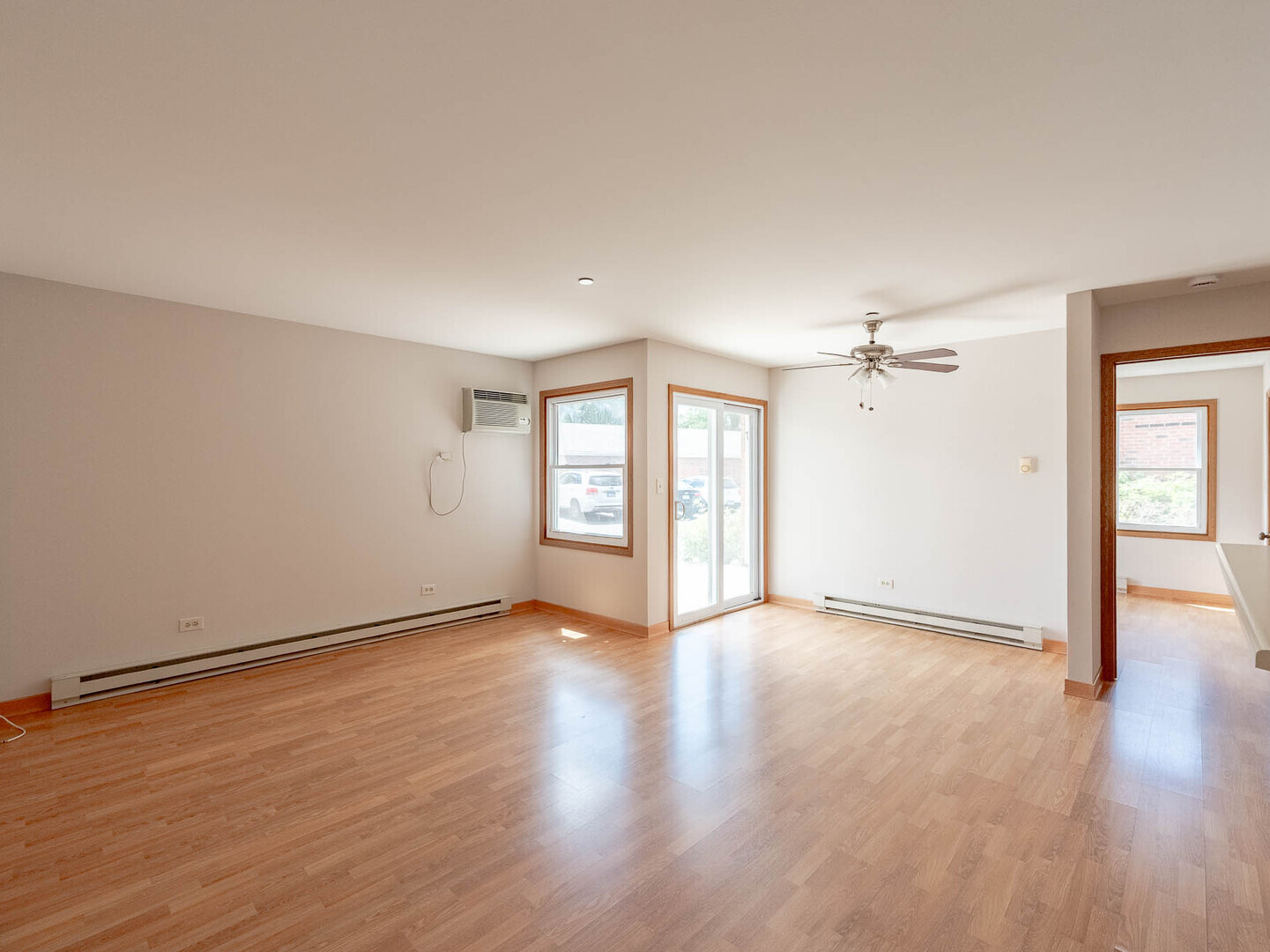 1347 Cunat Court #1A, Lake In The Hills, IL 60156