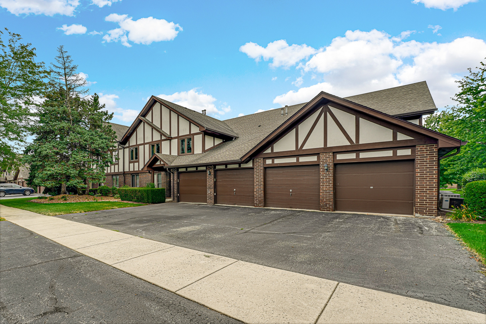 18020 66th Court #2N, Tinley Park, IL 60477
